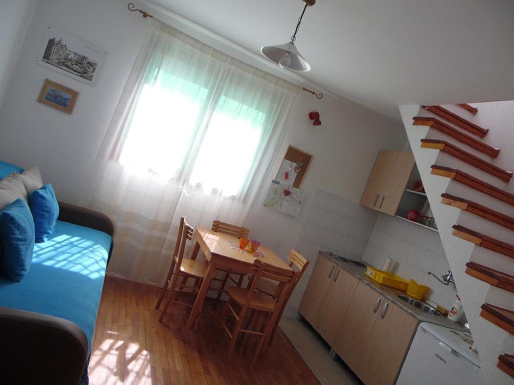 Apartment Vracar Belgrad Zimmer foto